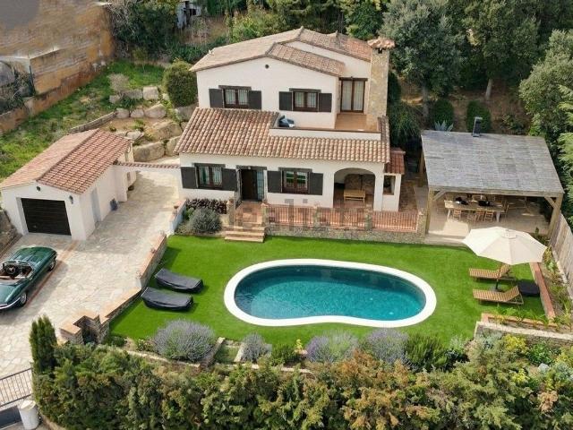 Chalet, Calonge