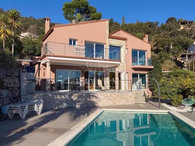 Chalet, Calonge