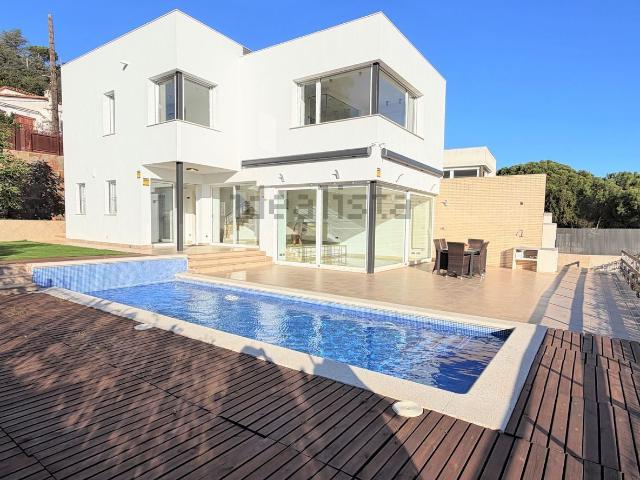 Chalet, Calonge