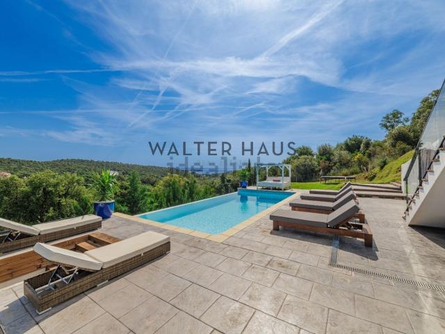 Chalet, Calonge