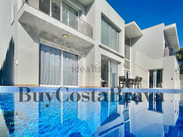 Chalet, Calonge