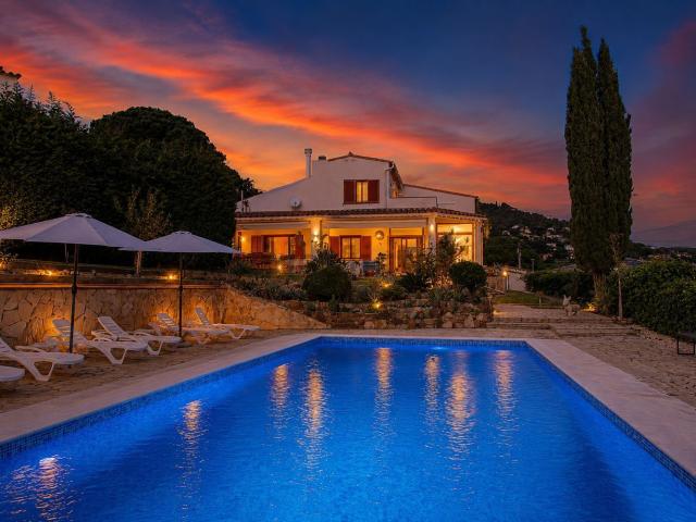 Chalet, Calonge