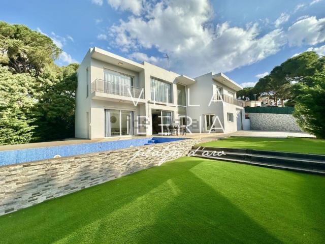 Chalet, Calonge