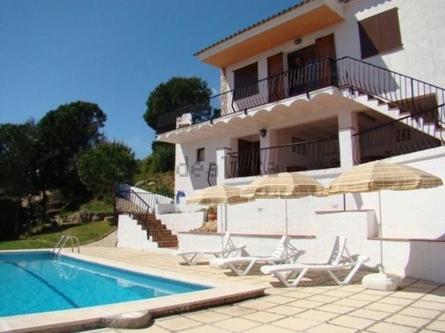 Chalet, Calonge