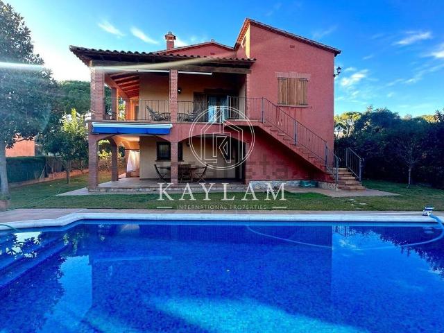 Chalet, Calonge