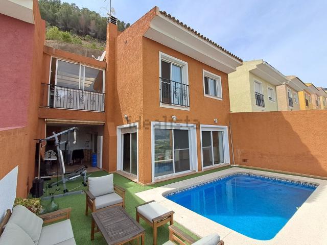 Chalet, Callosa d&apos En Sarria