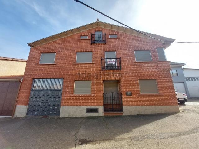 Chalet, Calzadilla de Tera