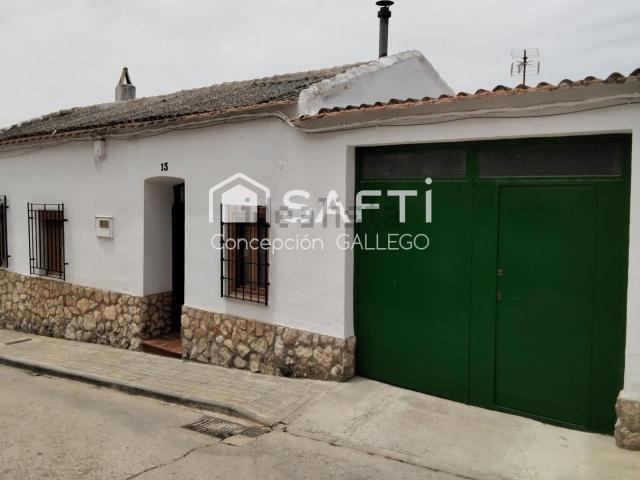 Chalet, Campo de Criptana