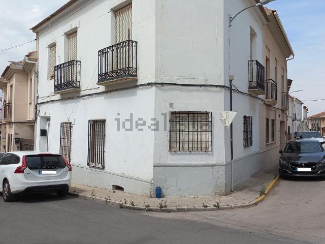 Chalet, Campo de Criptana