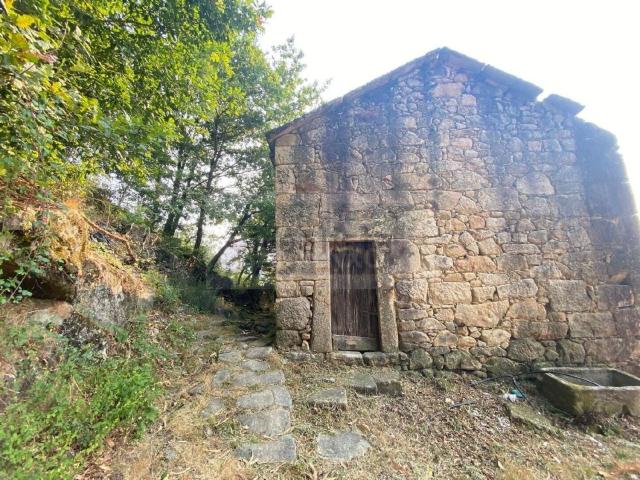 Chalet, Campo Lameiro