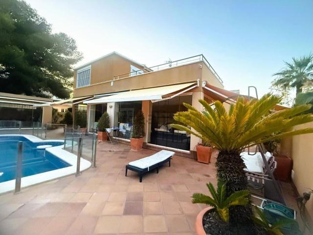 Chalet, Campoamor, Orihuela