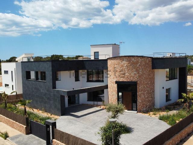 Chalet, Campos