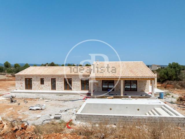 Chalet, Campos