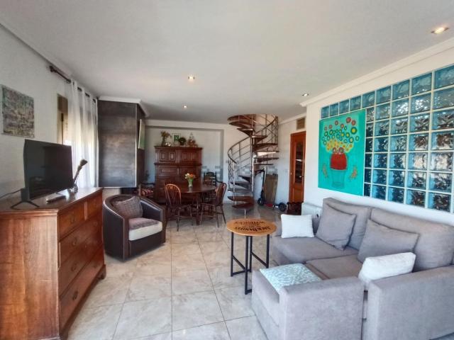 Chalet, Campos