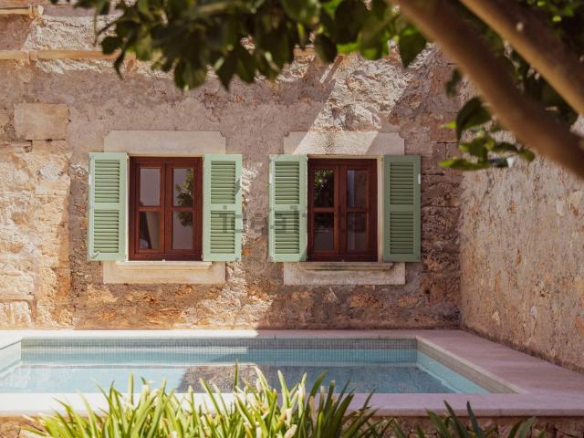 Chalet, Campos