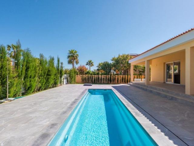 Chalet, Campos