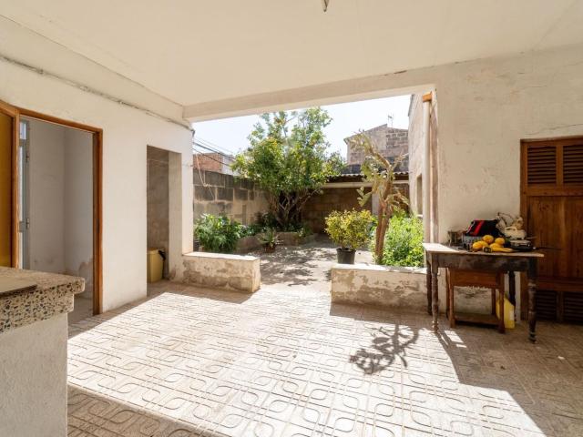 Chalet, Campos