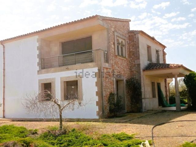 Chalet, Campos