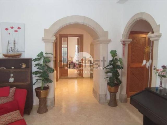 Chalet, Campos