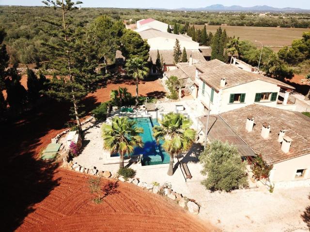 Chalet, Campos