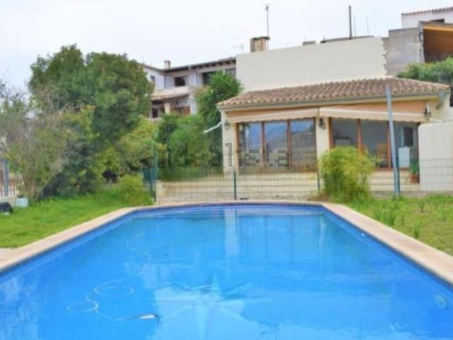 Chalet, Campanet