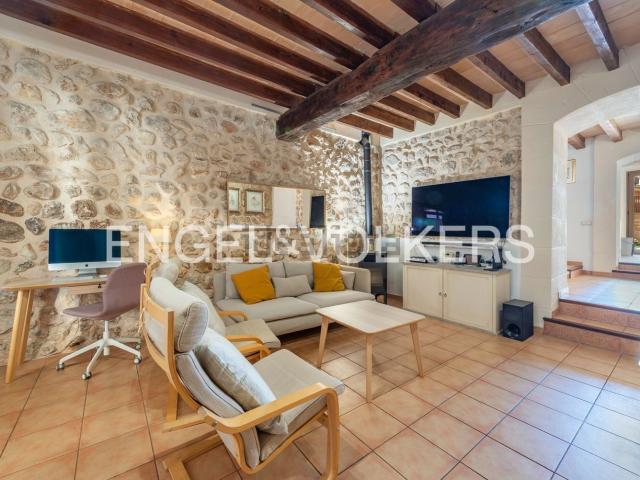Chalet, Campanet