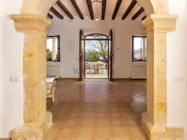 Chalet, Campanet