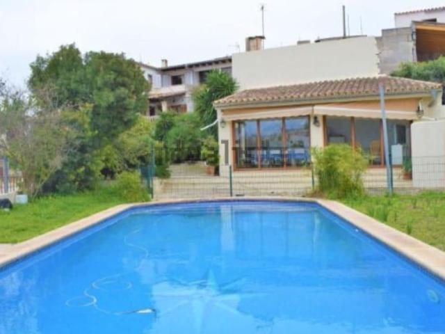 Chalet, Campanet