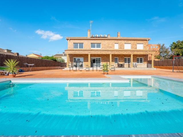 Chalet, Can Parellada, Terrassa