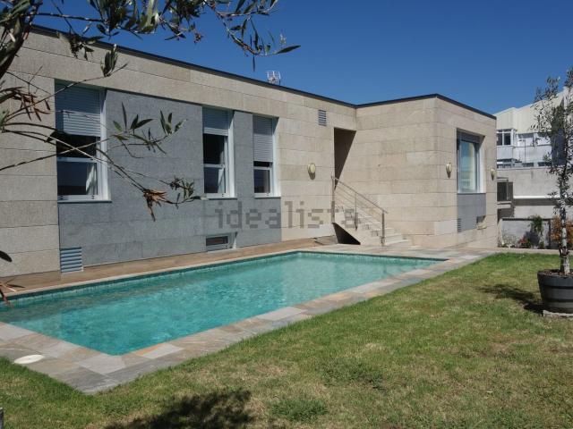 Chalet, Cangas