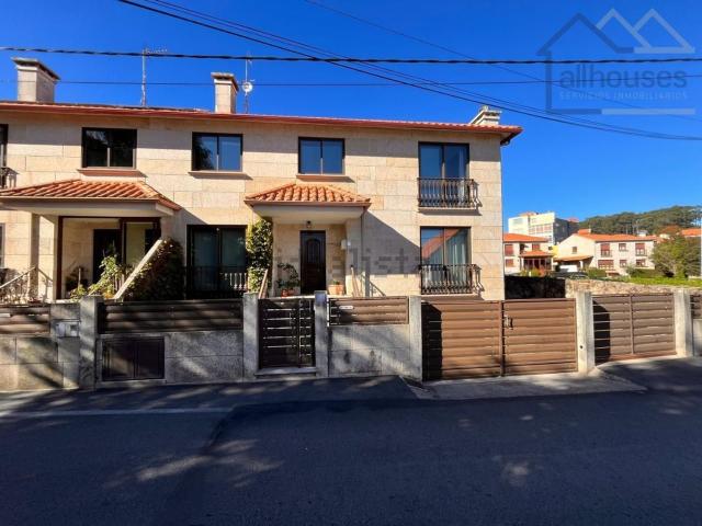 Chalet, Cangas