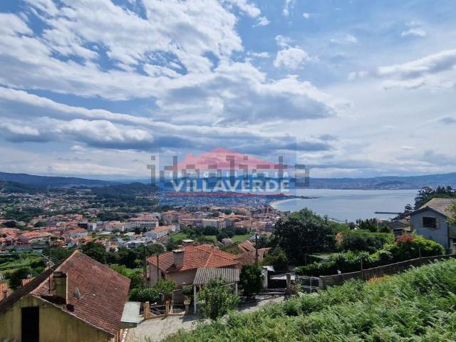 Chalet, Cangas