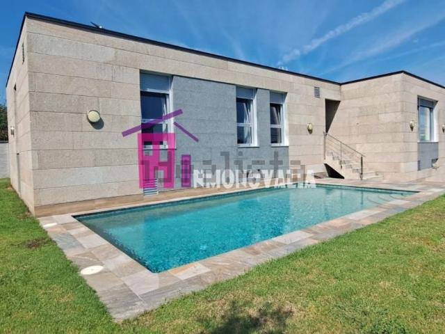Chalet, Cangas