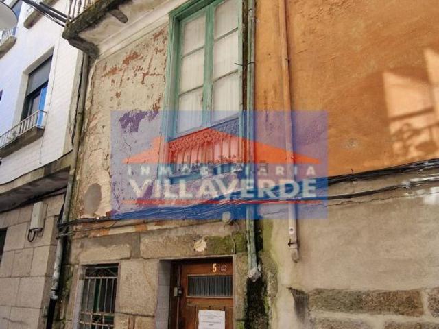 Chalet, Cangas