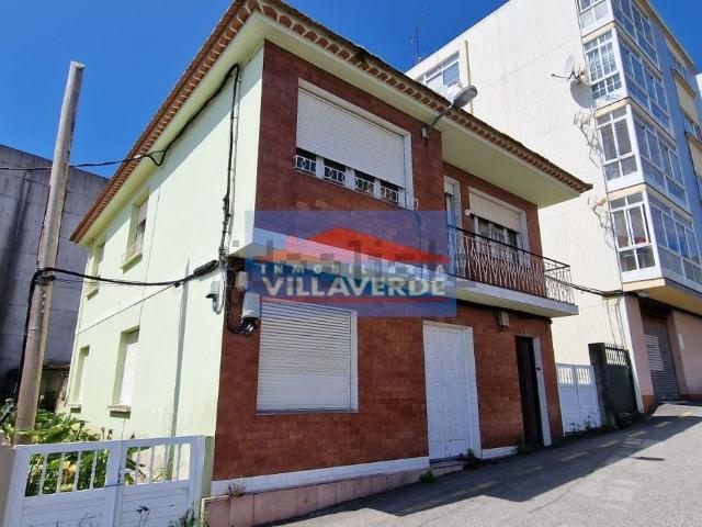 Chalet, Cangas