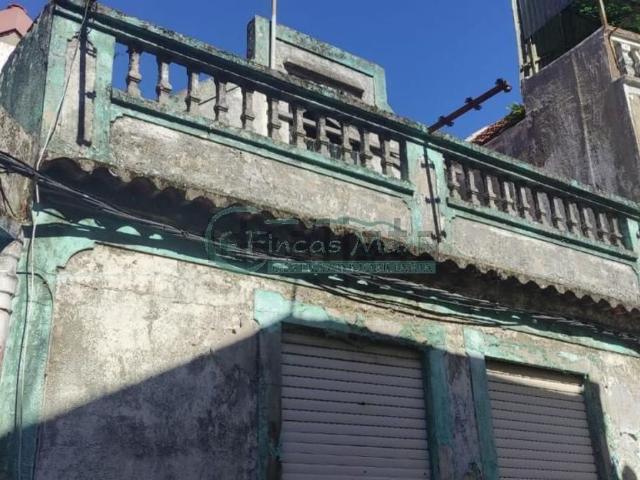 Chalet, Cangas