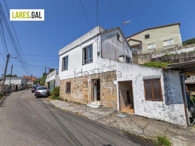 Chalet, Cangas
