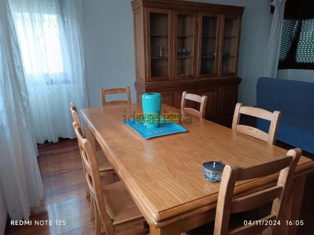 Chalet, Cangas