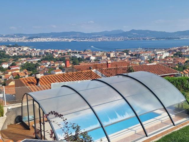 Chalet, Cangas