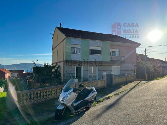 Chalet, Cangas