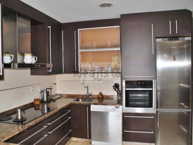 Chalet, Cangas