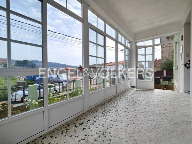 Chalet, Cangas