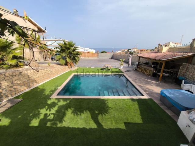 Chalet, Candelaria
