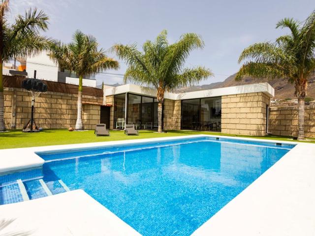 Chalet, Candelaria