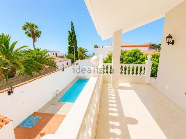 Chalet, Candelaria