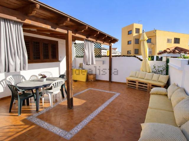 Chalet, Candelaria