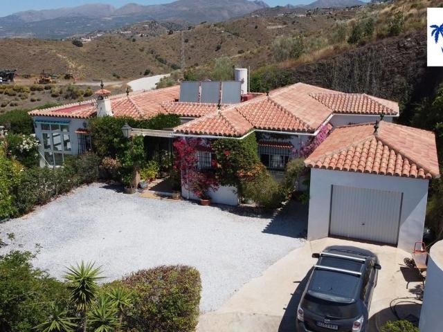 Chalet, Canillas de Aceituno