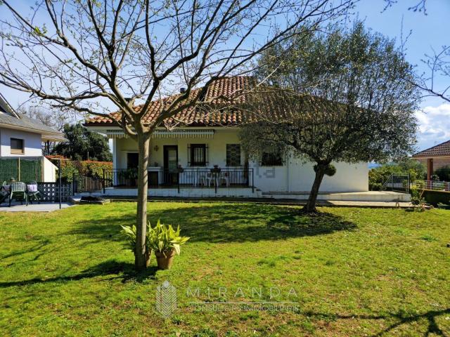 Chalet, Canovelles