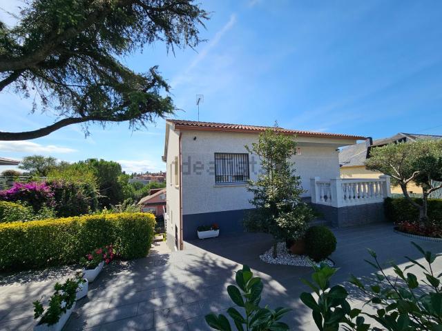 Chalet, Canovelles