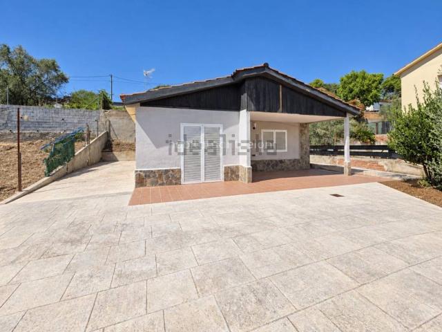 Chalet, Cànoves i Samalús
